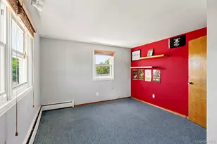 216 Gardner Ave, Jericho, NY 11753 - Photo 17