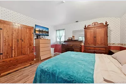 23 Flicker Drive, Middle Island, NY 11953 - Photo 15