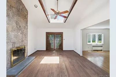 100 Bayberry Avenue, Garden City, NY 11530 - Photo 11