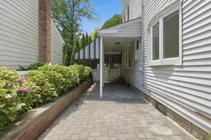 100 Bayberry Ave, Garden City, NY 11530 - Photo 31