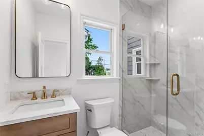 30 Main Parkway #B, Plainview, NY 11803 - Photo 25