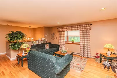 20 Kendell Drive, Wappingers Falls, NY 12590 - Photo 7