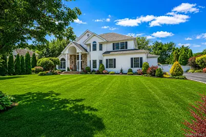 10 Park View Lane, Lake Grove, NY 11755 - Photo 1