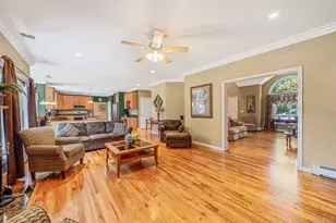 10 Park View Ln, Lake Grove, NY 11755 - Photo 19