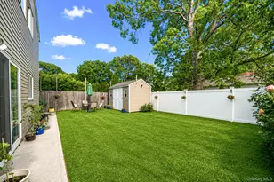 6 Atlantic St, Holtsville, NY 11742 - Photo 37