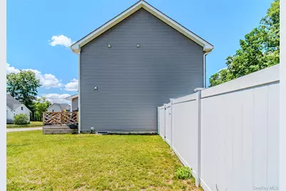 211 Ridgeline Drive, Poughkeepsie, NY 12603 - Photo 33
