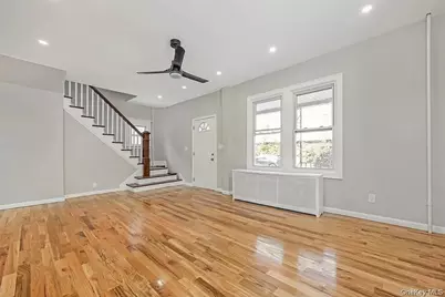 7 Continental Hill, Glen Cove, NY 11542 - Photo 3