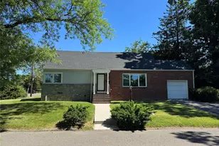 25 Alta Pkwy, Mount Vernon, NY 10552 - Photo 1