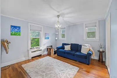 87 Susquehanna Avenue, Great Neck, NY 11021 - Photo 11