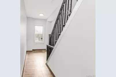 1893 Longfellow Avenue, Bronx, NY 10460 - Photo 9