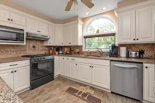 29-43 201st St, Bayside, NY 11360 - Photo 5