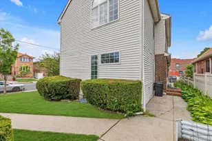 29-43 201st St, Bayside, NY 11360 - Photo 17