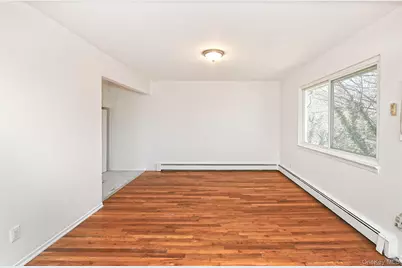 8 Harbor Hill Road #2 Second Floor, Glen Cove, NY 11542 - Photo 7