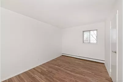 8 Harbor Hill Road #2 Second Floor, Glen Cove, NY 11542 - Photo 15
