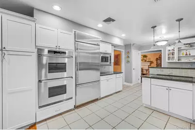14 Sandpiper Court, Smithtown, NY 11787 - Photo 21