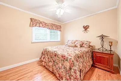 14 Sandpiper Court, Smithtown, NY 11787 - Photo 33