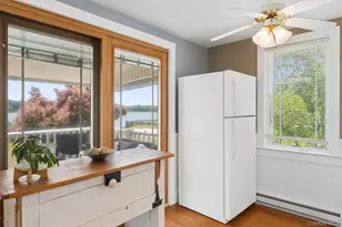 136 Bayview Ave, Southold, NY 11971 - Photo 13