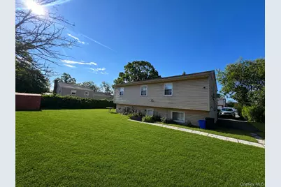 27 Pine Road, Amityville, NY 11701 - Photo 13