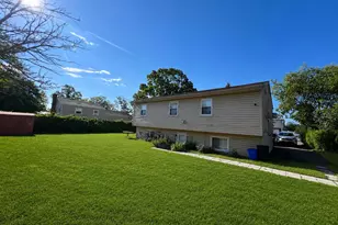 27 Pine Rd, Amityville, NY 11701 - Photo 13