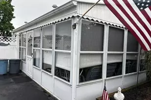 45 W Clearwater Rd, Lindenhurst, NY 11757 - Photo 21