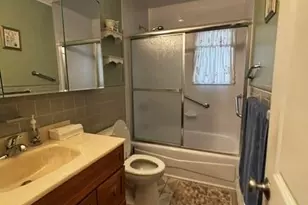 45 W Clearwater Rd, Lindenhurst, NY 11757 - Photo 11
