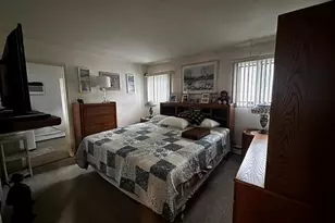 45 W Clearwater Rd, Lindenhurst, NY 11757 - Photo 11