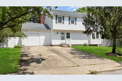 9 4th Street, Nesconset, NY 11767 - Photo 7