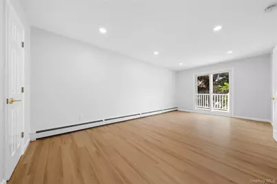 9 4th Street, Nesconset, NY 11767 - Photo 23