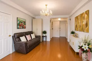 99-05 63rd Dr, Rego Park, NY 11374 - Photo 9