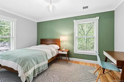 28 Wolf Way, East Hampton, NY 11937 - Photo 17