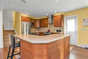 90 Virginia Dr, Manhasset, NY 11030 - Photo 9