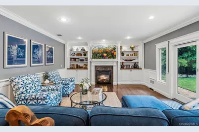 6 Colonial Gate, Plainview, NY 11803 - Photo 13