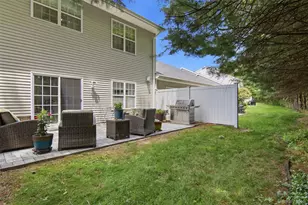 31 Willow Wood Dr, East Setauket, NY 11733 - Photo 27