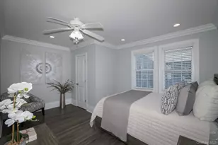 78 S Clinton Ave, Bay Shore, NY 11706 - Photo 9