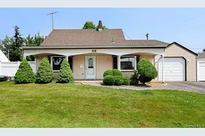 69 Corncrib Lane, Levittown, NY 11756 - Photo 1