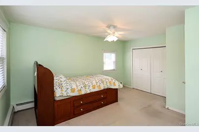 69 Corncrib Lane, Levittown, NY 11756 - Photo 15