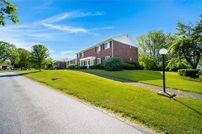 44 Manor Drive #44, Cornwall, NY 12518 - Photo 3