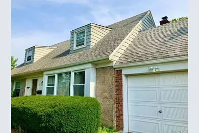 267 Haypath Road, Old Bethpage, NY 11804 - Photo 15
