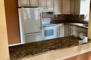 267 Haypath Rd, Old Bethpage, NY 11804 - Photo 5