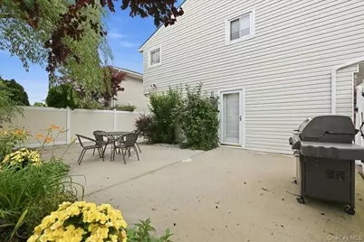 2461 Riviera Lane, Bellmore, NY 11710 - Photo 39