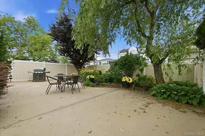 2461 Riviera Lane, Bellmore, NY 11710 - Photo 37