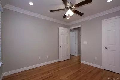 565 Merrick Road #208, Rockville Centre, NY 11570 - Photo 9