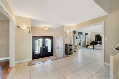 3294 Judith Drive, Bellmore, NY 11710 - Photo 9