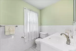 42 North Rd, Great Neck, NY 11024 - Photo 29