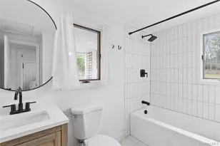 111 Oak Ln, Amagansett, NY 11930 - Photo 7