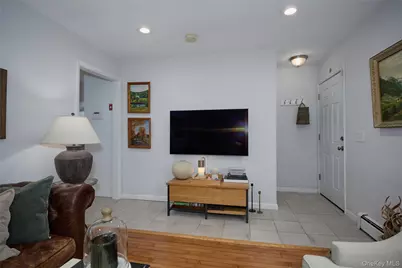 181 N Grand Avenue, Poughkeepsie, NY 12603 - Photo 11