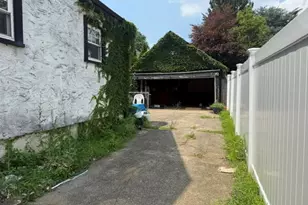 340 Plymouth St, West Hempstead, NY 11552 - Photo 11