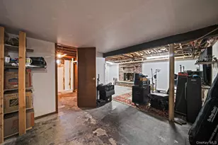 6 Malba Dr, Shirley, NY 11967 - Photo 21