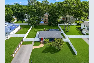 6 Malba Drive, Shirley, NY 11967 - Photo 3