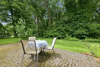 578 Richmond Road, East Meadow, NY 11554 - Photo 27